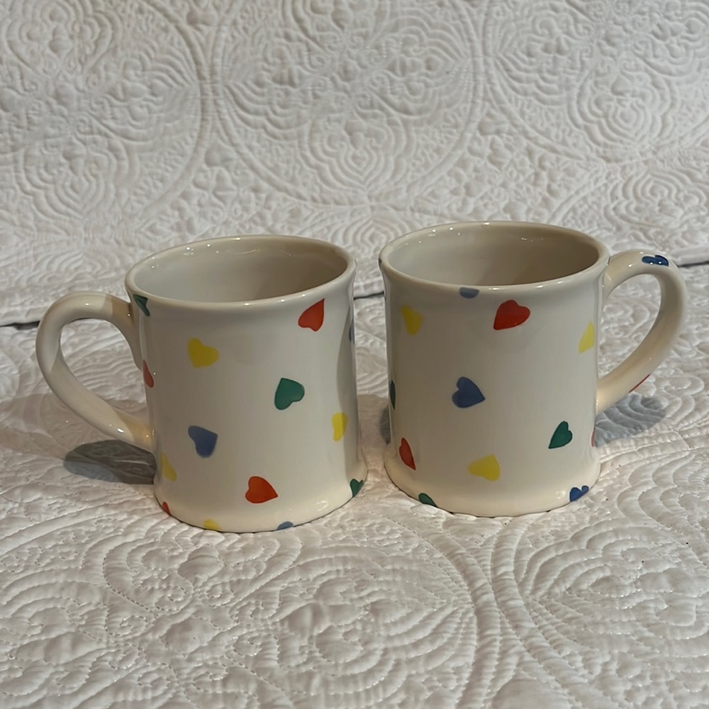 Moorland Ironstone‎ mugs with hearts